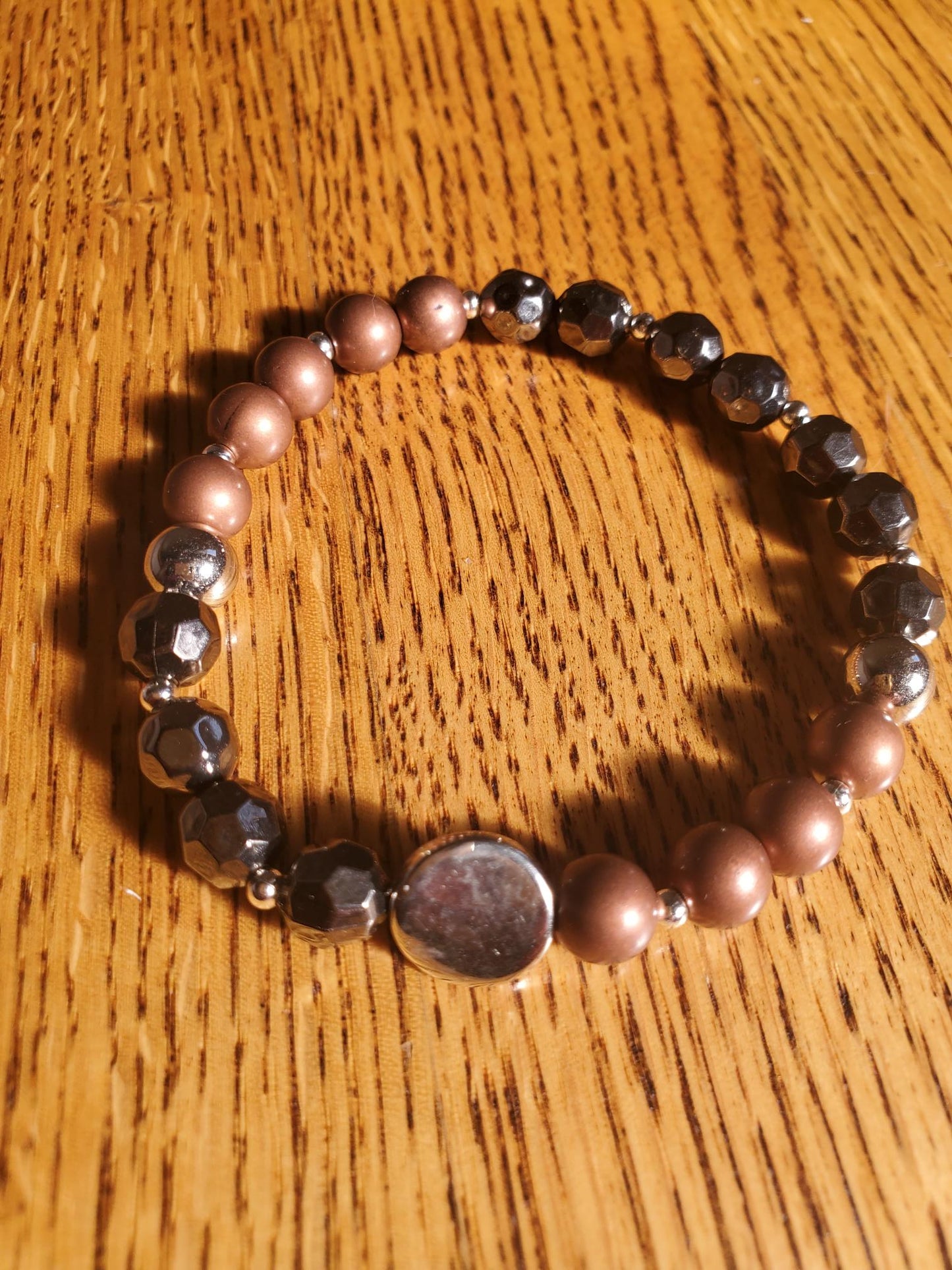 Bracelets en perles métalliques