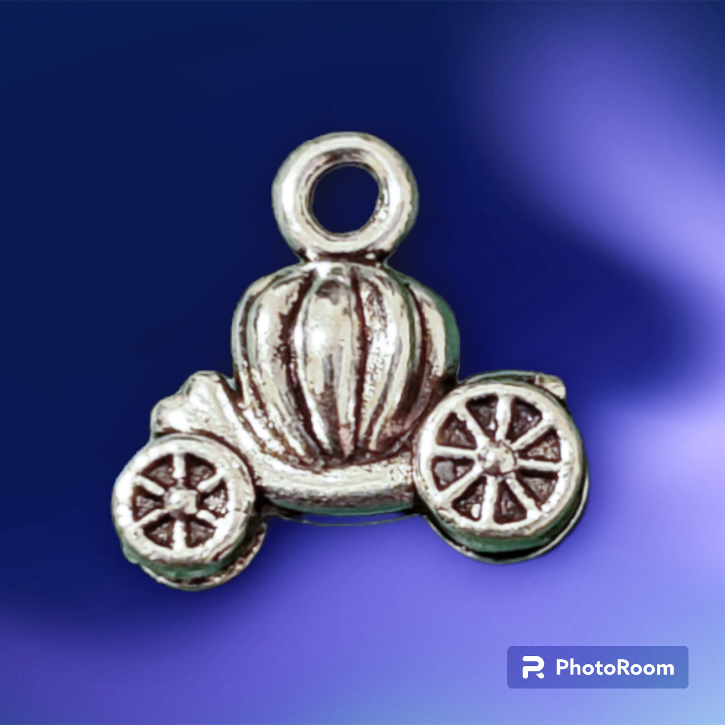 Antique silver tone pumpkin carriage (small)